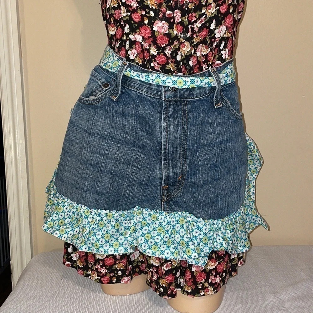 Women’s apron handmade upcycled recycled denim Jean ruffle blue floral tie nwot